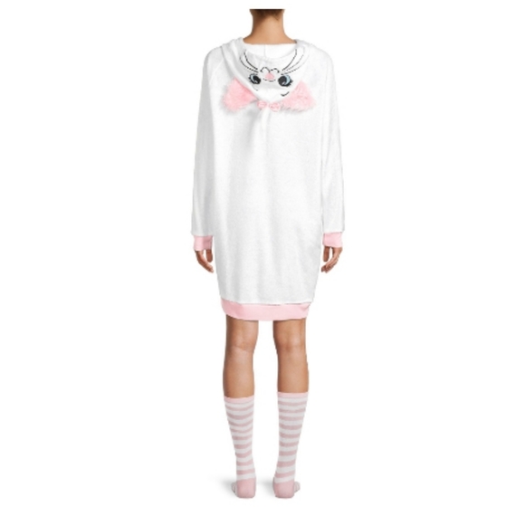 Disney Women's Marie Sleep Lounger with Socks, 2-Piece - Picture 2 of 3